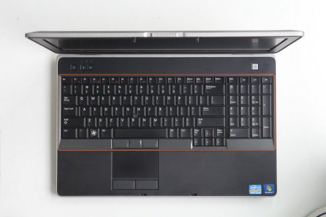 Bán Laptop Dell Latitude E6520 i5-2520M Giá Sỉ  đ /2022
