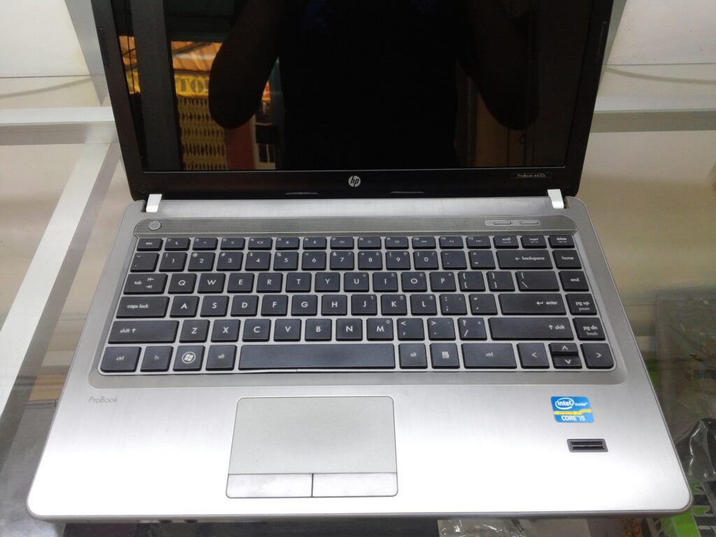Laptop Giá Sỉ – Phân Phối Cung Cấp Laptop Mới Cũ – Mua Bán Laptop Nhập Khẩu – Thanh Lý Laptop – Laptop Chính Hãng – Cho Thuê Laptop Xách Tay – Laptop Cũ Giá Rẻ – Laptop Mới Giá Tốt – Laptop Giá Rẻ – Laptop Uy Tín – Laptop TPHCM – Laptop Sài Gòn (HCM) – Laptop Cũ Mới Giá Rẻ