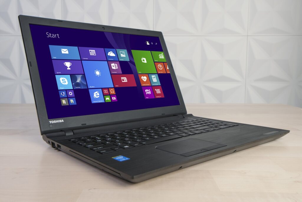 Laptop Giá Sỉ – Phân Phối Cung Cấp Laptop Mới Cũ – Mua Bán Laptop Nhập Khẩu – Thanh Lý Laptop – Laptop Chính Hãng – Cho Thuê Laptop Xách Tay – Laptop Cũ Giá Rẻ – Laptop Mới Giá Tốt – Laptop Giá Rẻ – Laptop Uy Tín – Laptop TPHCM – Laptop Sài Gòn (HCM) – Laptop Cũ Mới Giá Rẻ